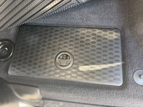 Used 2024 RAM 2500 Laramie w/ Safety Group image 35