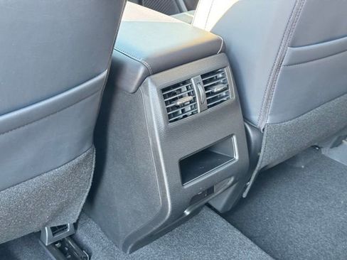 New 2026 Mitsubishi Outlander AWD image 16