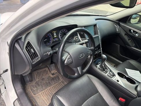 Used 2015 INFINITI Q50 Premium w/ Navigation Package image 7