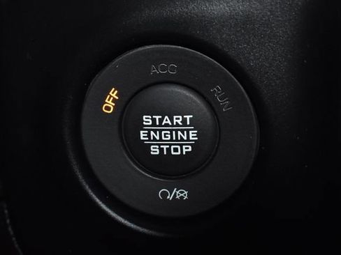 Certified 2020 Jeep Wrangler Unlimited Sahara w/ LED Lighting Group image 23