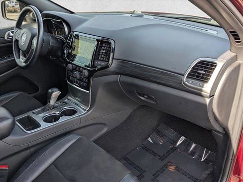 Used 2021 Jeep Grand Cherokee Laredo X image 22