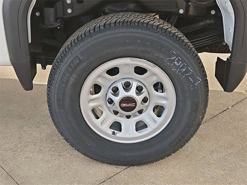 New 2025 GMC Sierra 3500 Pro w/ 1SA Pro Safety Plus Package image 28