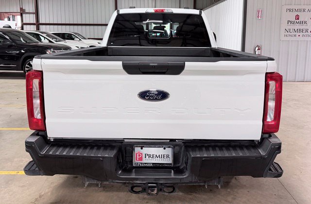 Used 2025 Ford F250 XL w/ XL Off-Road Package AWD/4WD image 4