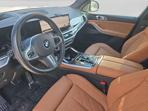 Used 2026 BMW X5 xDrive40i w/ M Sport Package AWD/4WD image 14