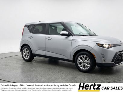 Used 2025 Kia Soul LX w/ LX Technology Package