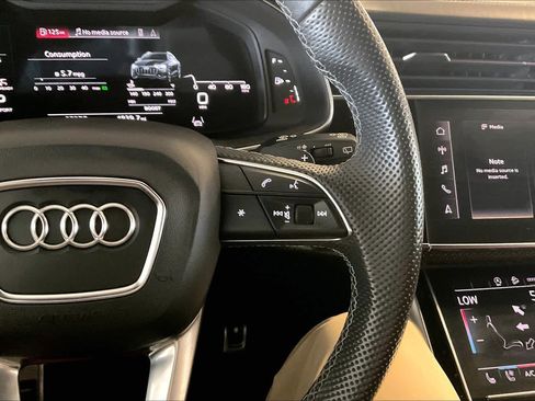 Used 2021 Audi SQ8 Prestige w/ Prestige Package AWD/4WD image 22