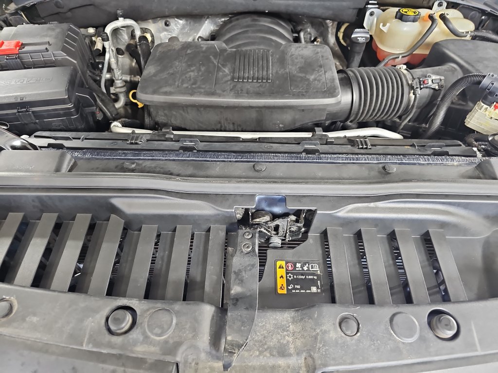 Used 2019 Chevrolet Silverado 1500 LTZ AWD/4WD image 36