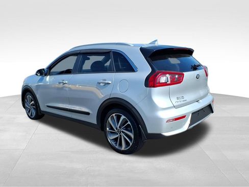 Used 2019 Kia Niro Touring image 26