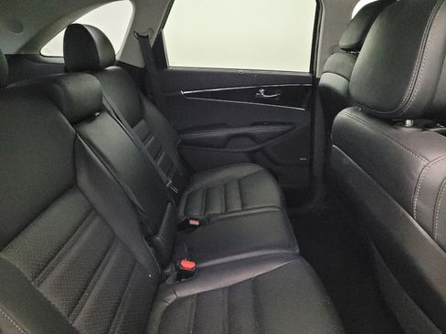 Used 2016 Kia Sorento EX w/ EX Touring Package FWD image 19