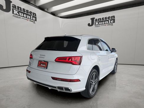 Used 2020 Audi SQ5 Premium Plus AWD/4WD image 3