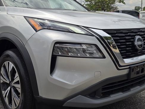 Used 2023 Nissan Rogue SV w/ SV Premium B Package AWD/4WD image 4
