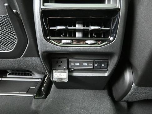 New 2026 Jeep Grand Cherokee Limited AWD/4WD image 23