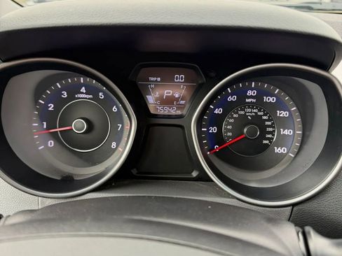 Used 2015 Hyundai Elantra SE w/ Option Group 02 image 10