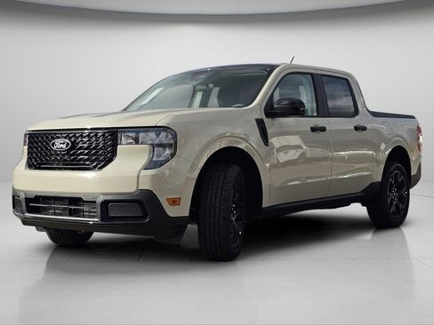 New 2025 Ford Maverick XLT w/ XLT Luxury Package image 16