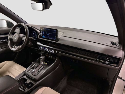 Used 2024 Honda CR-V Sport Touring image 31