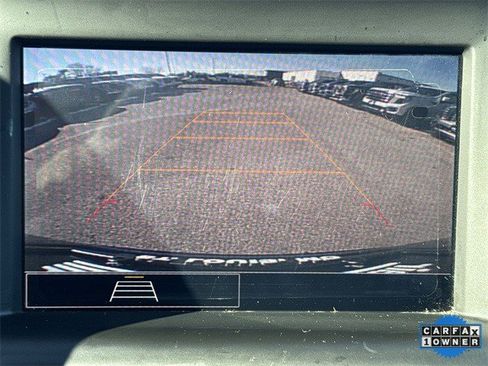 Used 2022 GMC Terrain SLE w/ Driver Convenience Package image 18