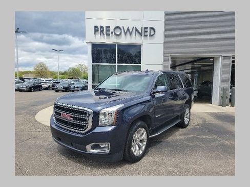 Used 2019 GMC Yukon SLE w/ SLE Value Package AWD/4WD image 1