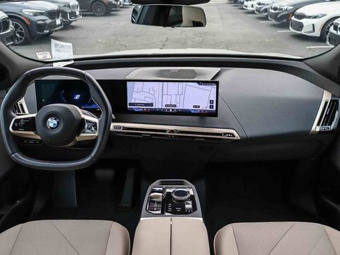 Used 2026 BMW iX xDrive45 image 12