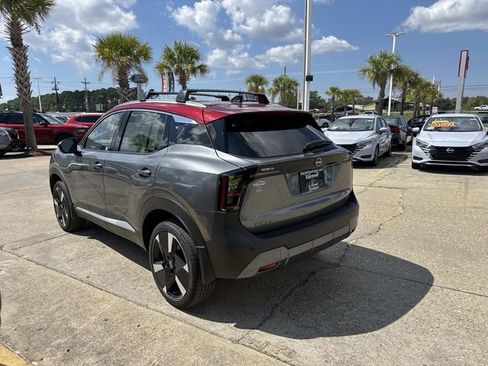 New 2026 Nissan Kicks SR image 4