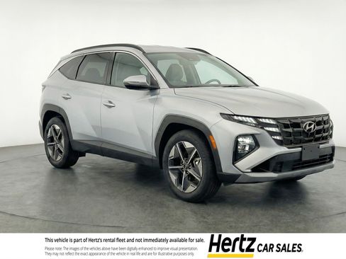 Used 2025 Hyundai Tucson SEL FWD image 1