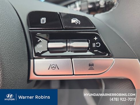 New 2026 Hyundai Elantra Limited image 24