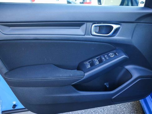 Used 2025 Honda Civic Sport image 26