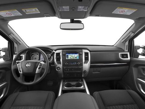 Used 2017 Nissan Titan SV AWD/4WD image 8