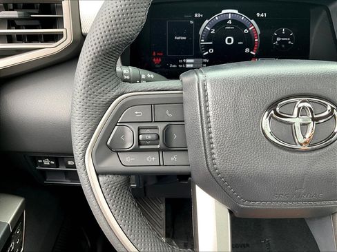 New 2026 Toyota Tundra Limited AWD/4WD image 24