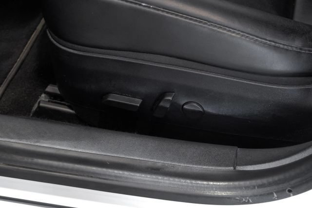 Used 2020 Tesla Model 3 Long Range AWD/4WD image 37