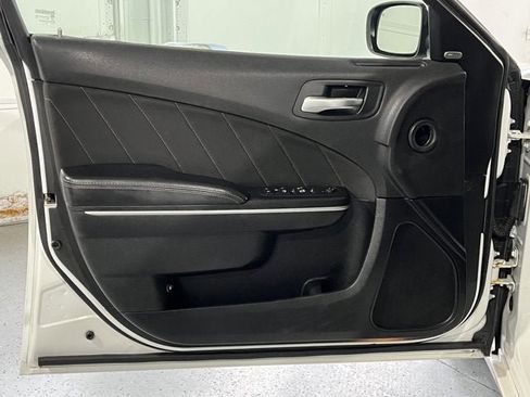Used 2015 Dodge Charger R/T image 17