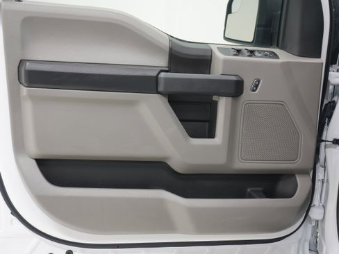 Used 2019 Ford F150 XL w/ Equipment Group 101A Mid RWD image 15