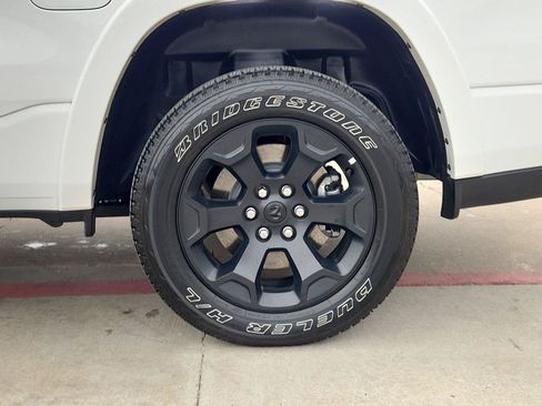 Used 2026 RAM 1500 Lone Star AWD/4WD image 31