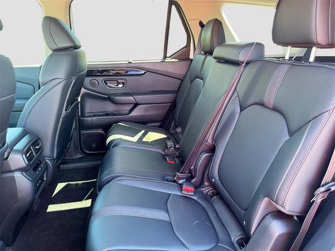 Used 2024 Honda Pilot EX-L image 23