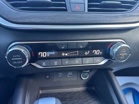 New 2025 Nissan Altima 2.5 SV w/ SV Premium Package image 18