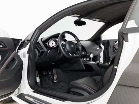 Used 2012 Audi R8 V10 AWD/4WD image 13
