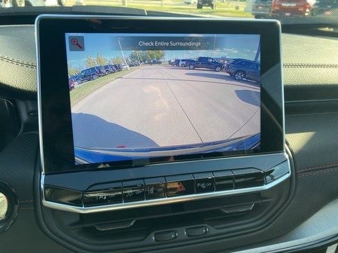 New 2026 Jeep Compass Trailhawk w/ Sun, Sound & Navigation Group image 20