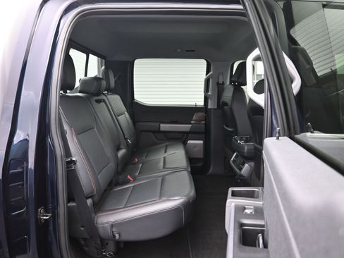 Used 2022 Ford F150 Lariat image 12