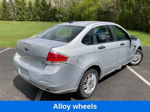 Used 2008 Ford Focus SE FWD image 6