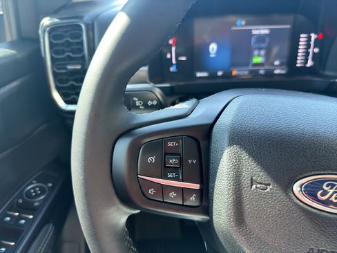 Used 2025 Ford Ranger XLT w/ Equipment Group 301A High image 32