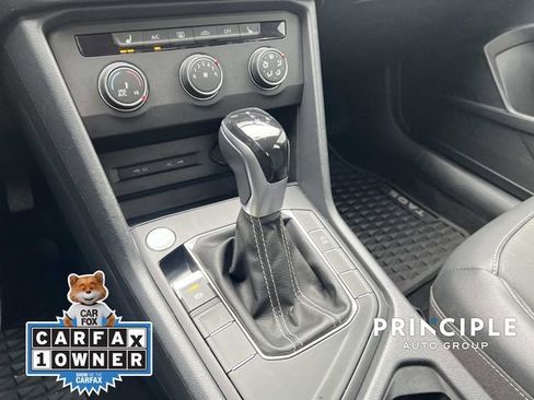 Certified 2022 Volkswagen Taos SE image 25