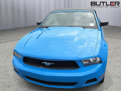 Used 2012 Ford Mustang Premium RWD image 4