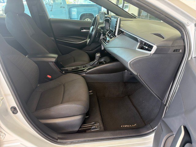 Used 2020 Toyota Corolla SE FWD image 20