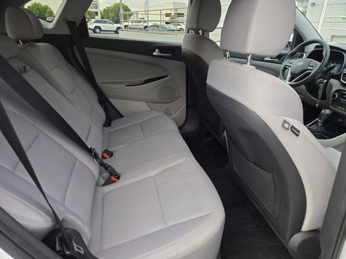 Used 2020 Hyundai Tucson SE image 25