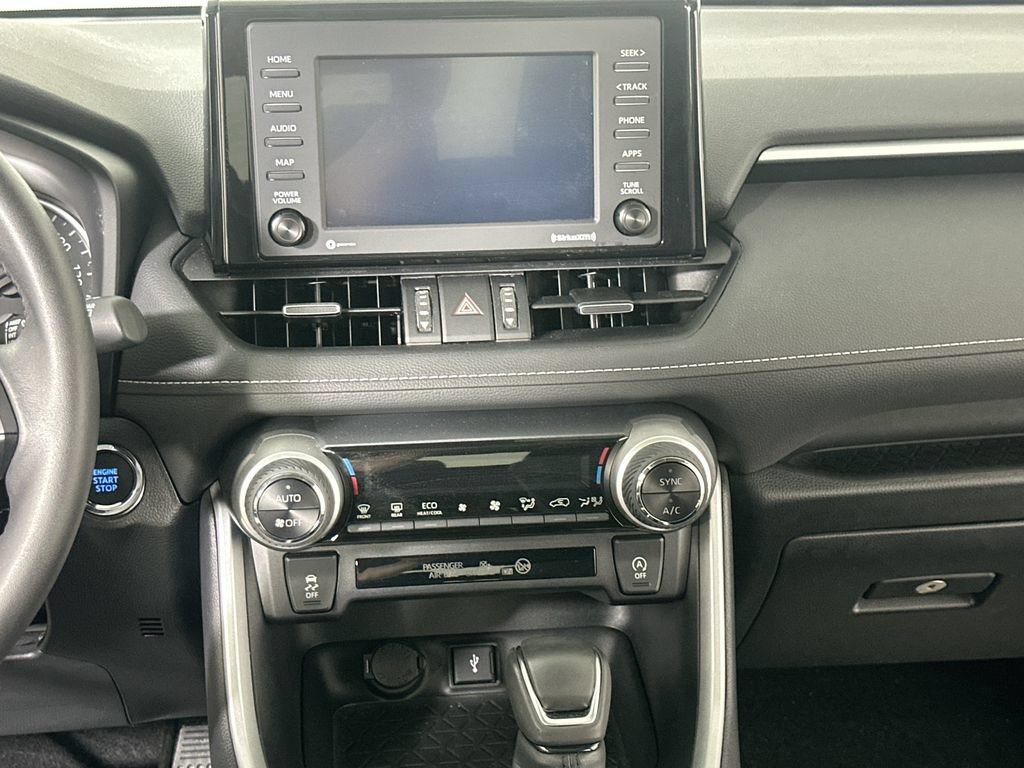 Used 2022 Toyota RAV4 XLE Premium FWD image 20