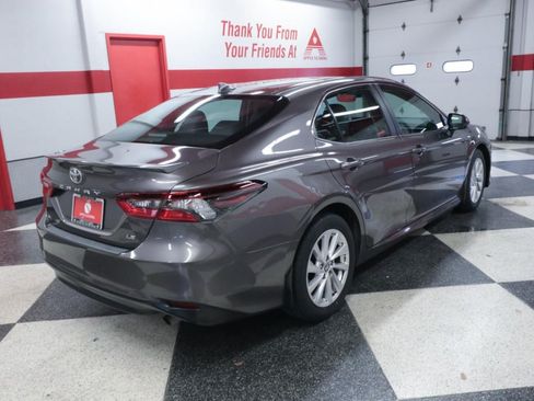 Used 2023 Toyota Camry LE FWD image 7
