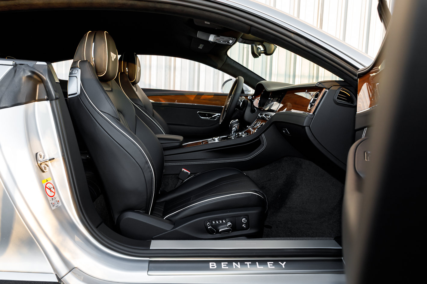 Used 2026 Bentley Continental GT AWD/4WD image 28