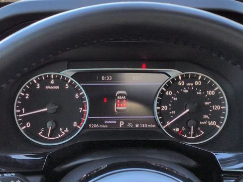 Used 2025 Nissan Pathfinder SL w/ SL Premium Package FWD image 27
