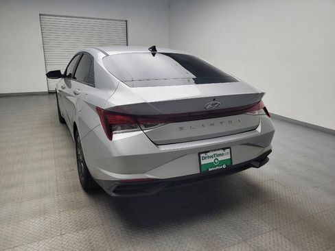 Used 2021 Hyundai Elantra SEL w/ Convenience Package FWD image 6