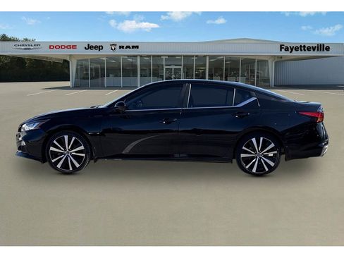 Used 2022 Nissan Altima 2.5 SR image 6