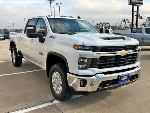 New 2026 Chevrolet Silverado 2500 LT w/ Texas Edition image 7